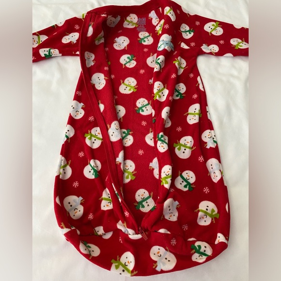 Child of Mine by Carter’s Christmas Sleep Sack. Size 0-9 months - Picture 4 of 7